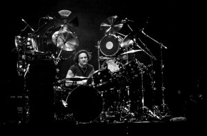 Vinny Appice: baterista anuncia seis datas de workshows pelo Brasil