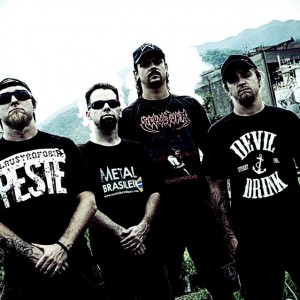 Alexandre De Orio: guitarrista do Claustrofobia agora é endorsee da Railhammer