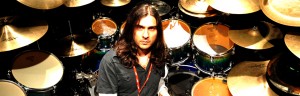 Silent Cry: Ricardo Confessori grava o novo álbum da banda