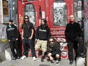 Uganga: “A grande mídia só se lembra do rock pesado na época do Rock In Rio”
