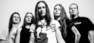 Amoral: assista ao novo videoclipe, “Rude Awakening”
