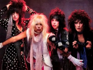 As bandas de Hard Rock estão cada vez mais Heavy Metal?