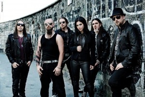 Lacuna Coil: ouça a faixa-título do novo álbum, “Delirium”