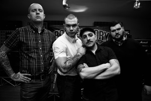 Revelação inglesa Booze & Glory vem ao Brasil pela primeira vez