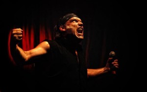 Blaze Bayley: vocalista se apresenta amanhã em Belo Horizonte