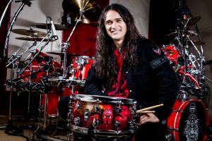 Paulo Baron e Aquiles Priester apresentam palestras para profissionais da música