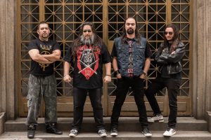 Magister: experiente Kleber Fabianni anunciado como novo guitarrista