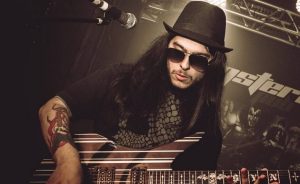 Guilherme Costa: jovem talento libera música influenciada por Yngwie Malmsteen