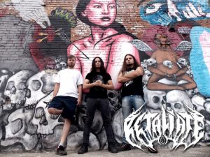 Retaliate: primeiro álbum do grupo está disponível