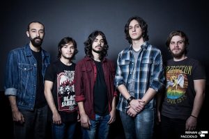 Rhino Head: álbum de estreia divulgado em todas as mídias digitais
