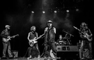Dudé e a Máfia: divulgado novo videoclipe da música “Até o Amanhecer”