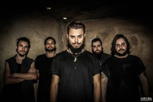 We Are the Revenge: produz documentário sobre carreira meteórica