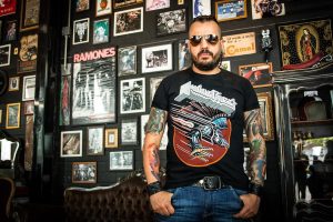Leandro Caçoilo: divulgado vídeo em música do guitarrista Denison Fernandes