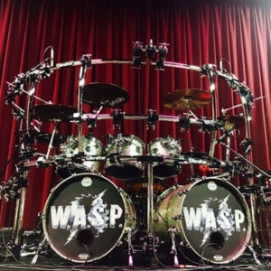 W.A.S.P. recruta o baterista brasileiro Aquiles Priester para a turnê “Re-Idolized – The Crimson Idol 25th Anniversary World Tour”
