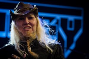 Warrel Dane, vocalista do Sanctuary e do Nevermore, falece aos 56 anos. Músico estava no Brasil.