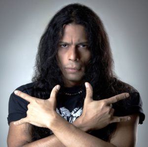 Vitor Rodrigues: vocalista treina e fala sobre alimentação e saúde no programa “Se Toca No Treino”