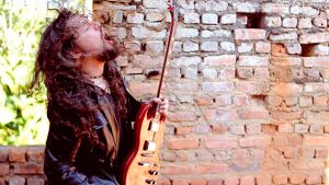 Maya lança videoclipe de ‘Tolerance’, novo single do CD “Egophilia”.