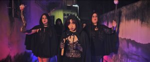 Bruxaria e sororidade em clipe da banda carioca Venuz