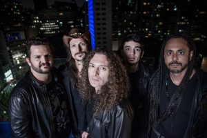 original_Angra_Omni_press-pictures_copyright-earMUSIC_credit-Henrique-Grandi-18_web