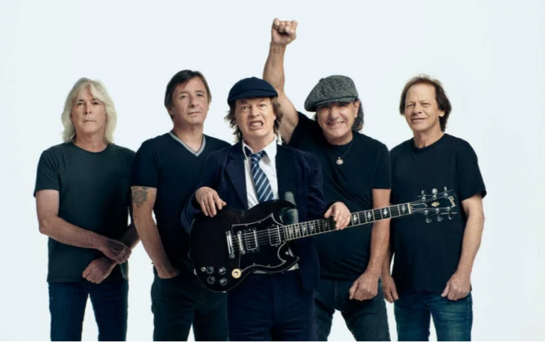 AC/DC anuncia primeira turnê em oito anos e revela novo baixista