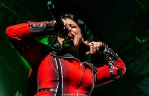 Em plena terça-feira, Lacuna Coil supera expectativas com show preciso em BH!