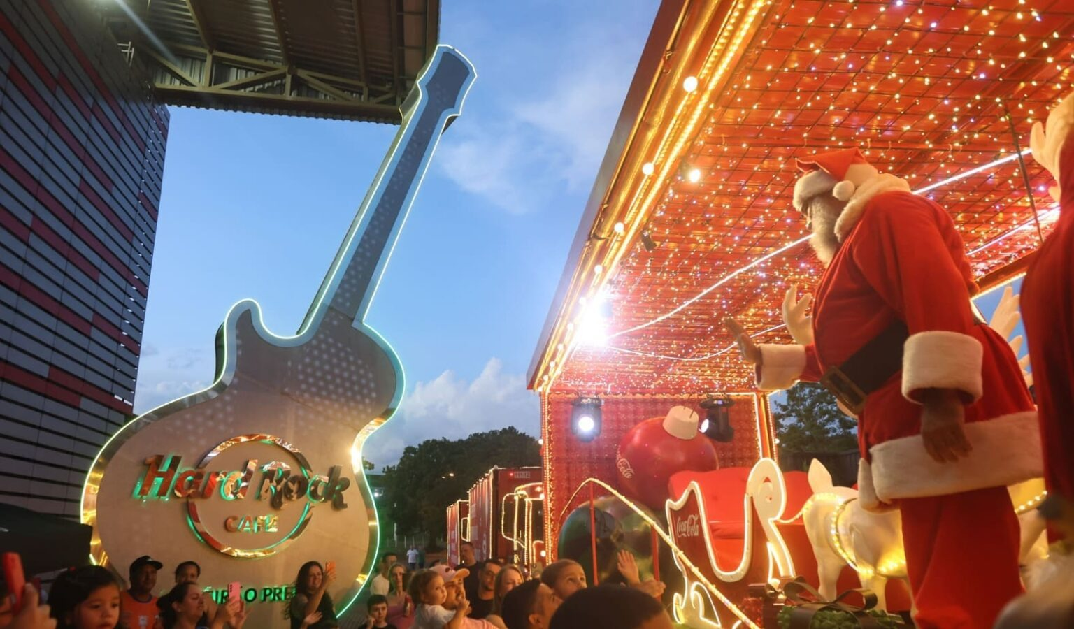 Hard Rock Cafe Ribeirão Preto celebra 5 anos em grande estilo