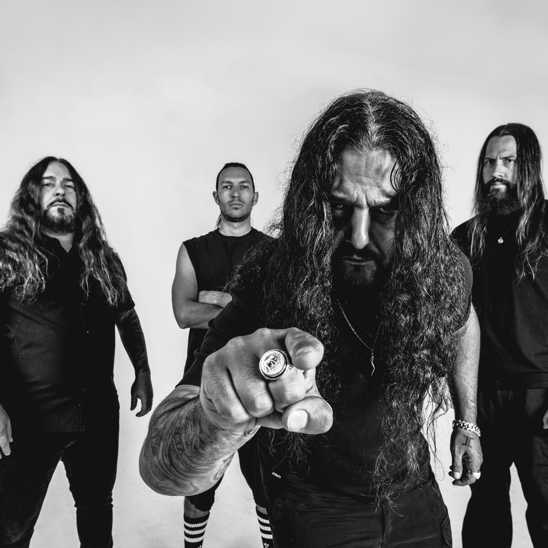 Maurizio Iacono, do KATAKLYSM, junta-se ao chef Brian Tsao para fazer o sanduíche mais metal de todos