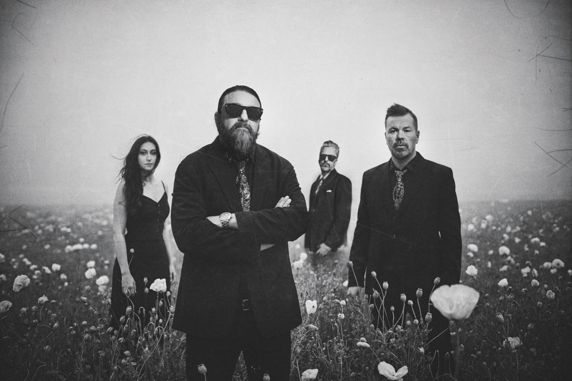 A banda Reversed Chakra lança lyric vídeo de “The Wild Boys”