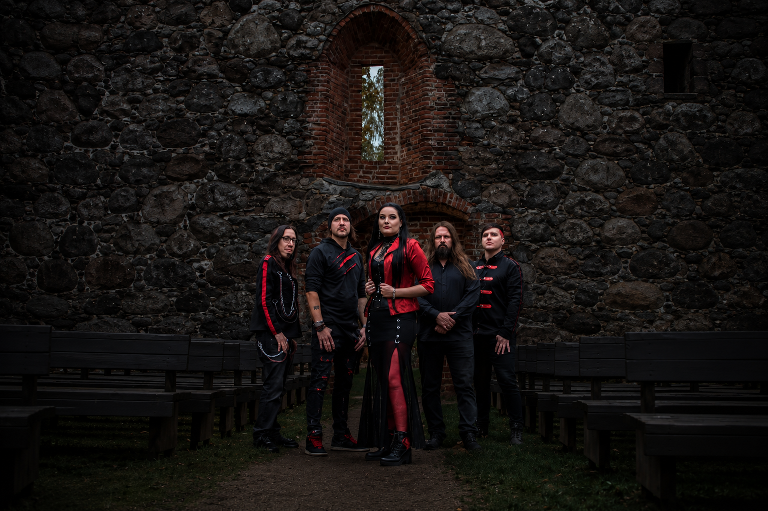 A banda finlandesa de metal Crimson Day lança o videoclipe de “Dark Dimension”