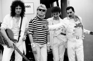 Queen backstage 1986