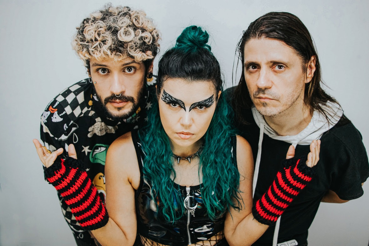 Drenna toca no João Rock antes de lançar ‘Levante’, com quatro convidadas