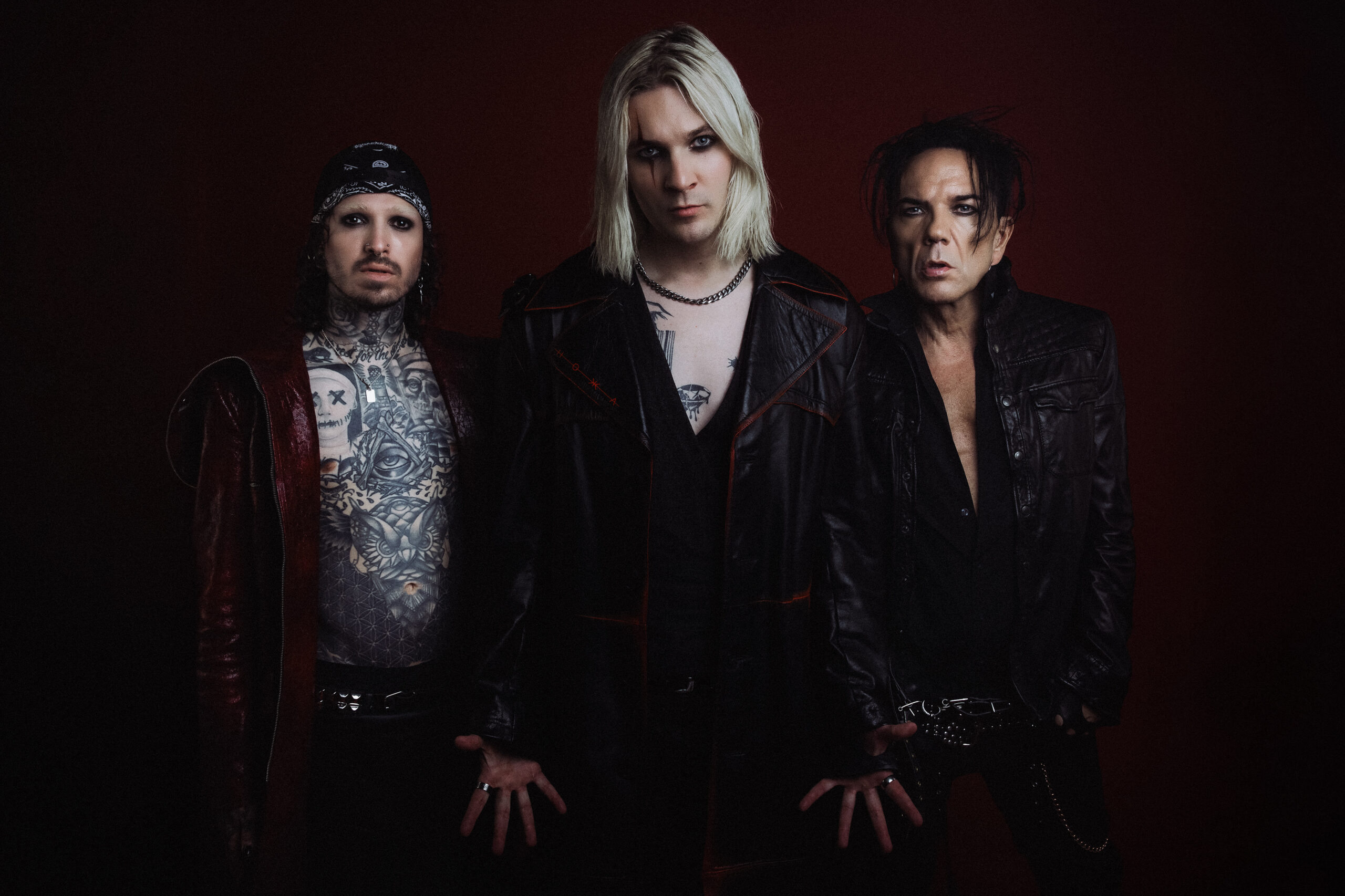 HOKKA lança novo single/videoclipe ‘Vampire’ em colaboração com Samy Elbanna e Jussi 69
